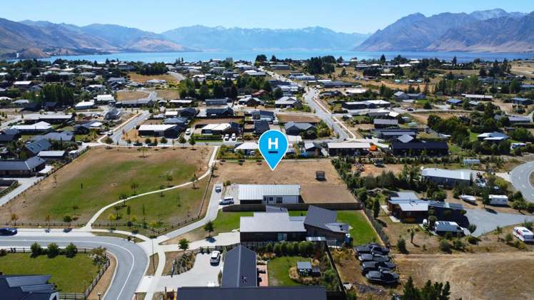 13 Dingle Street Lake Hawea_2