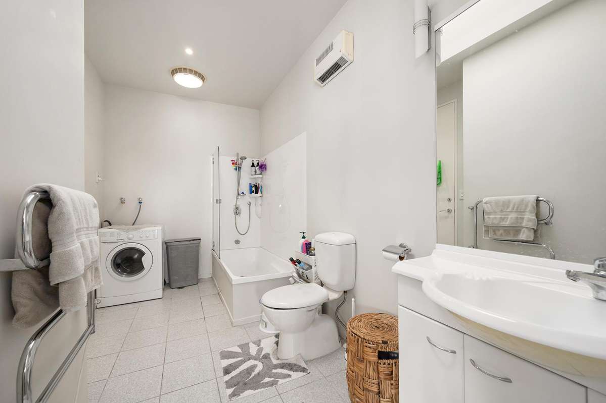 25/23 Tennyson Street_4