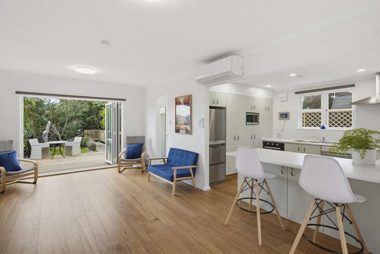 16 Allen Road Raumati Beach_10