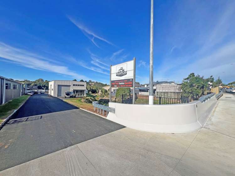 Unit A/1 Paerata Road Pukekohe_3