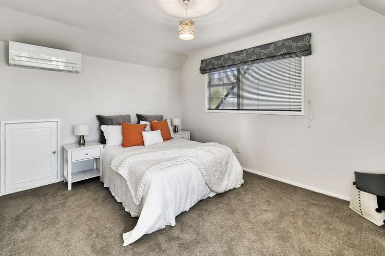 2 Rochas Place Clover Park_15