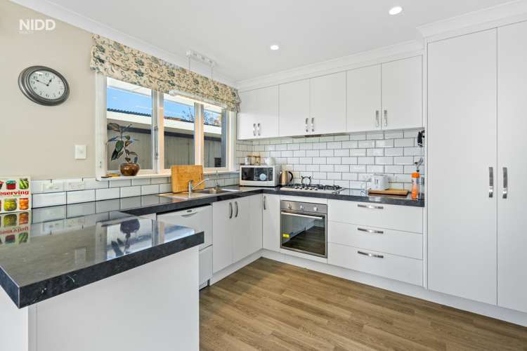 236 Main Road Waikouaiti_4