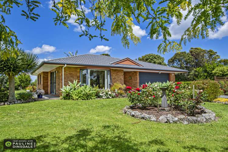 17 Amalin Drive Kamo_19