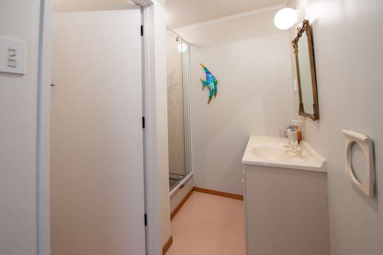 13 Sandown Street Waihola_10