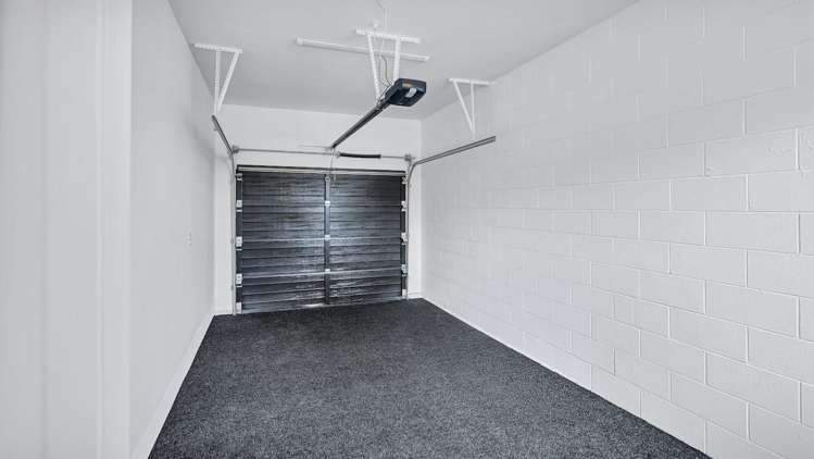 2/11 Blairdon Place Bishopdale_15