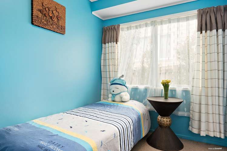66A Parrs Cross Road Henderson_10