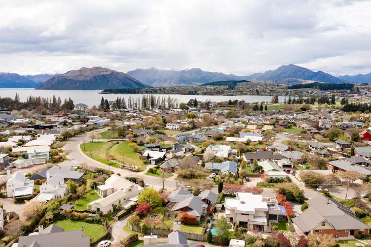 85 Meadowstone Drive Wanaka_15