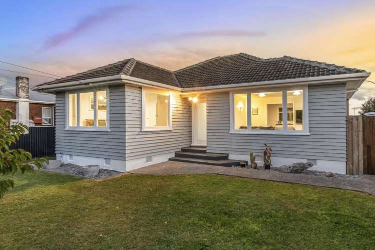 8 Middlesex Street Levin_14