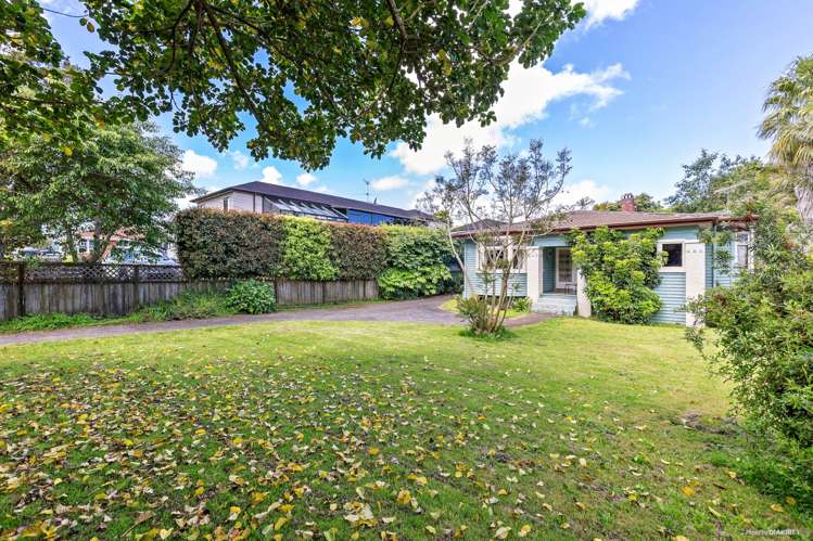 150 The Drive Epsom_9
