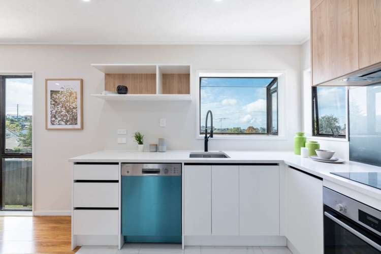 43 Athena Drive Totara Vale_17