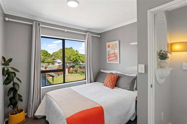 15 Sonning Place Redwood_14