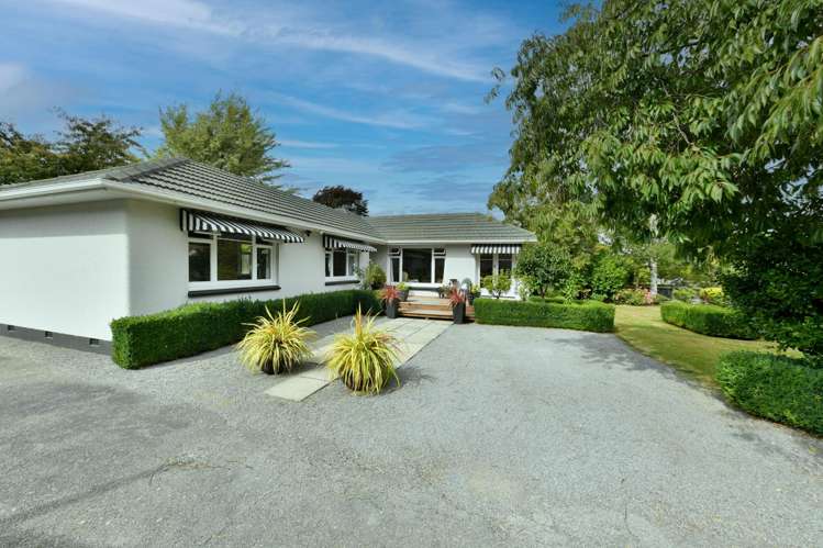 19 Middlepark Road_0