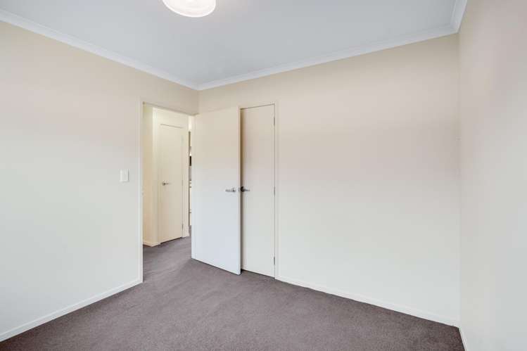 30 & 30A Sirius Crescent Rototuna North_29