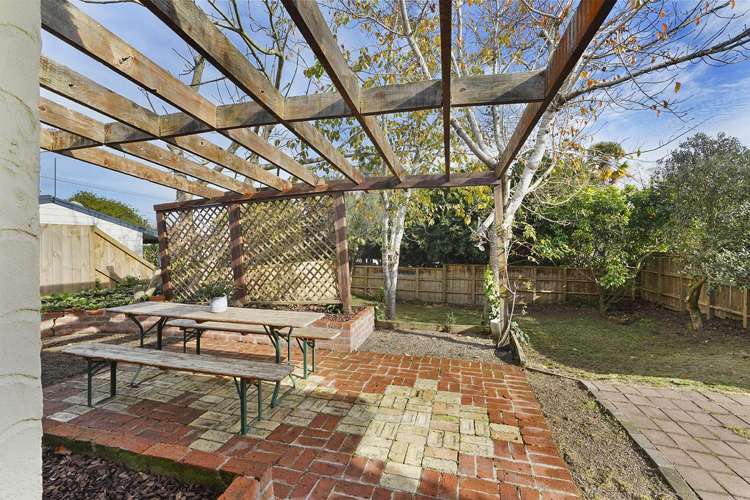 123 Grey Street Hamilton East_14