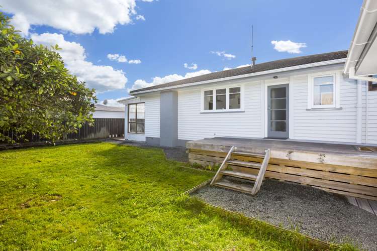 21 Totara Park Road Clouston Park_22