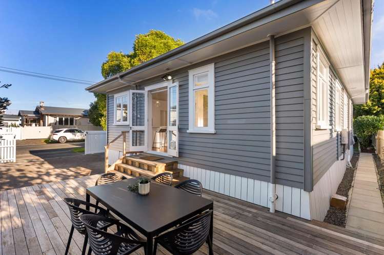 85 Kiwi Road Point Chevalier_26