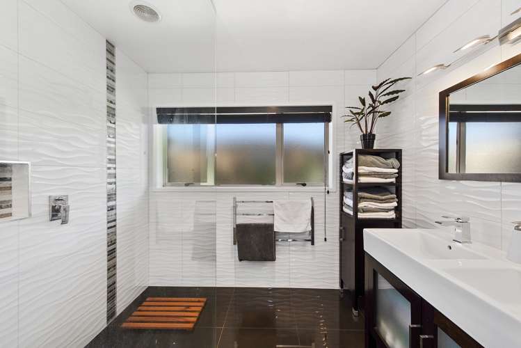 92 Whatawhata Road Dinsdale_13