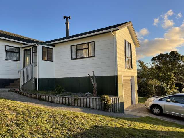 142 Mark Avenue Grenada Village_1