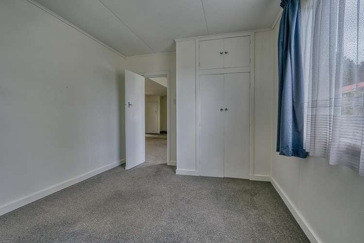 43 Main Road Harihari_10