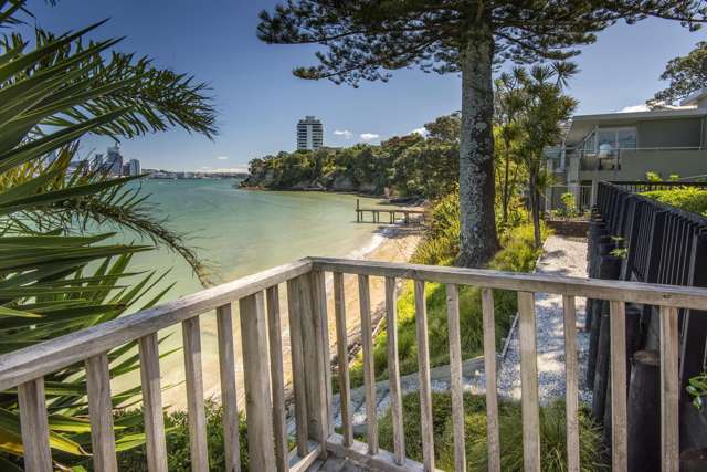 Waterfront home and income returning $950 per week