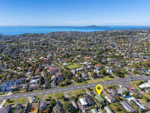 822A East Coast Road Oteha_3