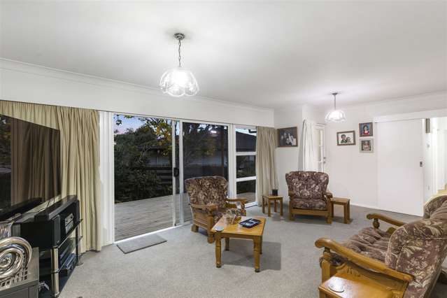 102 Gills Road Bucklands Beach_1