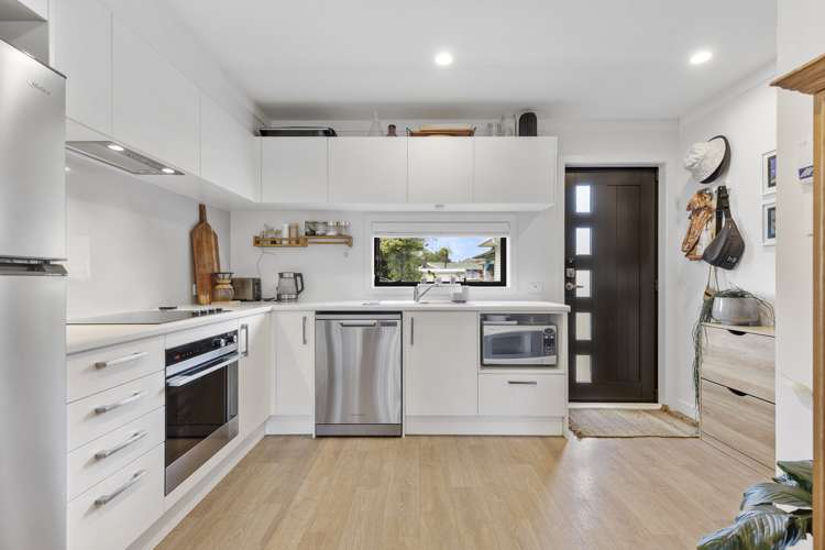 36c Erima Avenue Point England_5