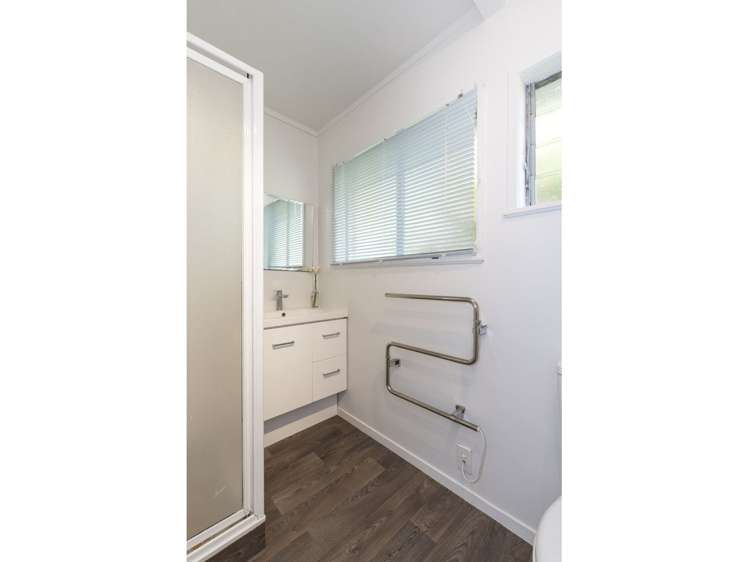 2/200 Te Atatu Road Te Atatu South_12