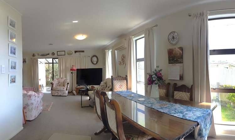 17 Pine Tree Road Kaniere_2