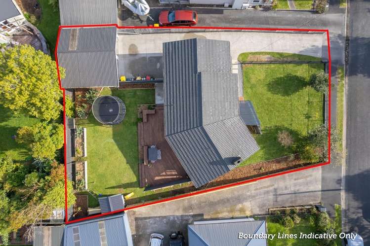 7 Manapouri Place Glenview_25