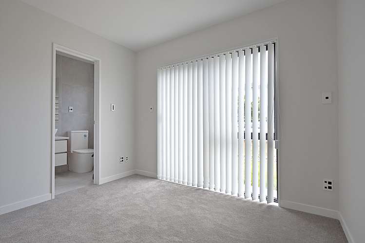 1 Meritage Lane Te Atatu South_12