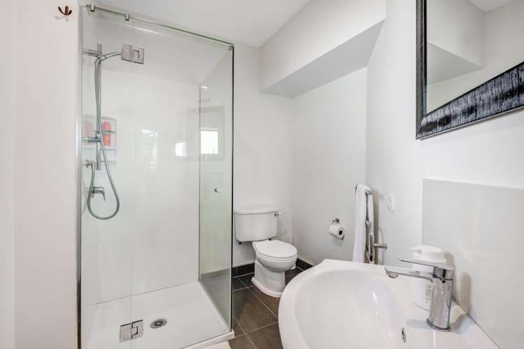 57 Duncansby Road Stanmore Bay_25
