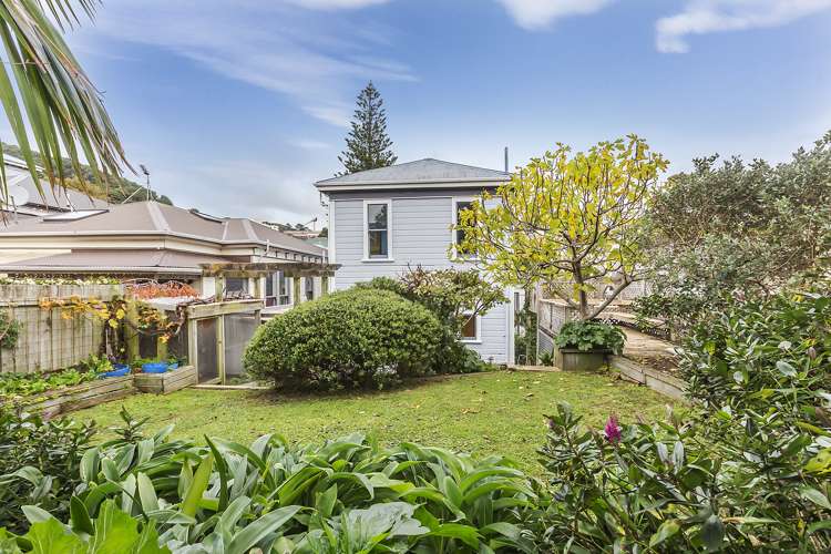 13 Armour Avenue Mount Victoria_2