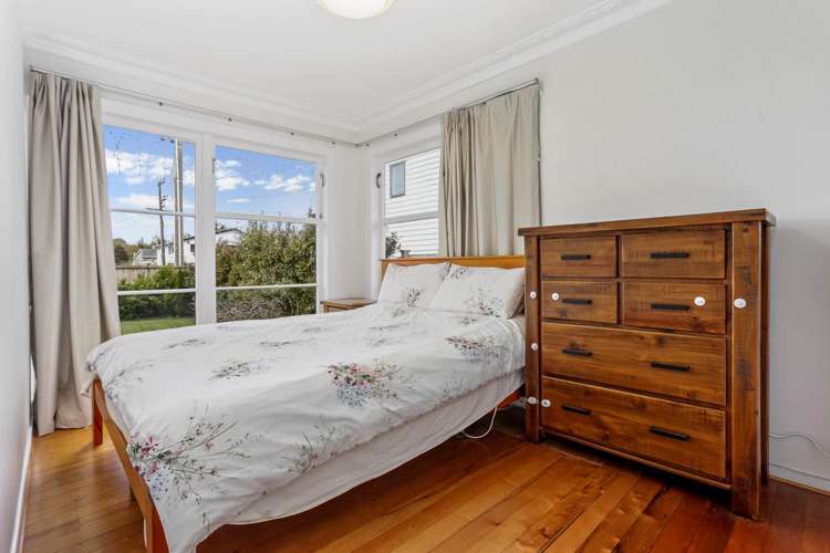 141 Portage Road New Lynn_10