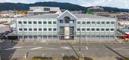 Crown-leased office positioned for growth