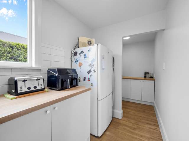 9 Alford Forest Road Allenton_3