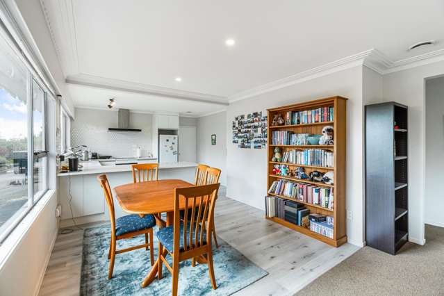 2/4202a Great North Road Glendene_3