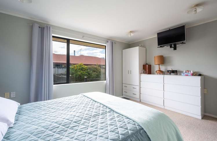 6 Whiting Drive Wakefield_9