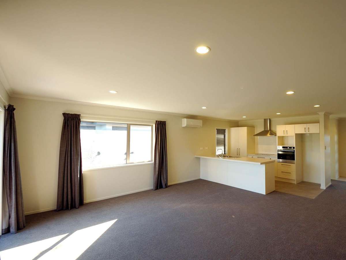 12 Charlbury Drive_1