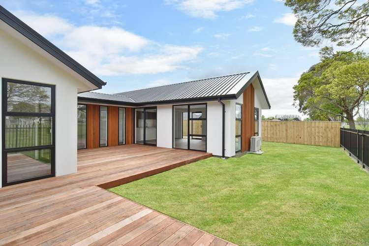 21 Malaga Crescent Harewood_26