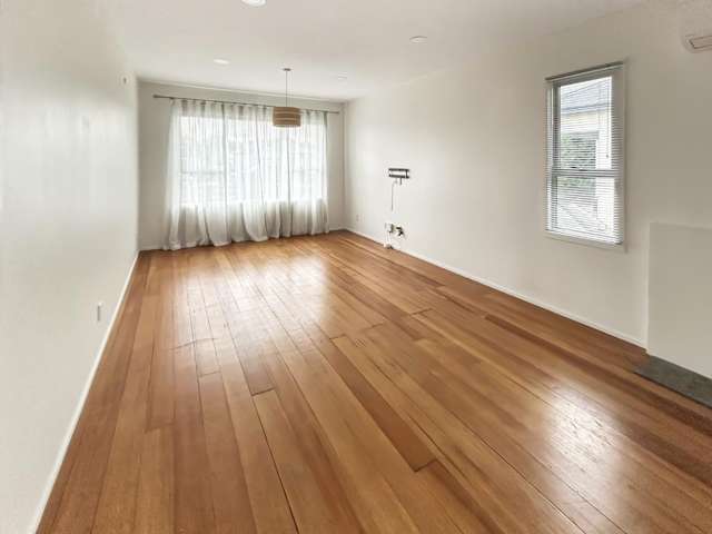 37 Lyndhurst Street 10930_3