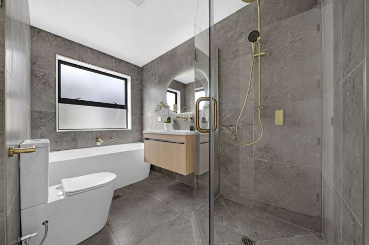 8A Hattaway Avenue Bucklands Beach_18
