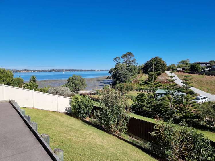 59 Pine Harbour Parade Beachlands_13