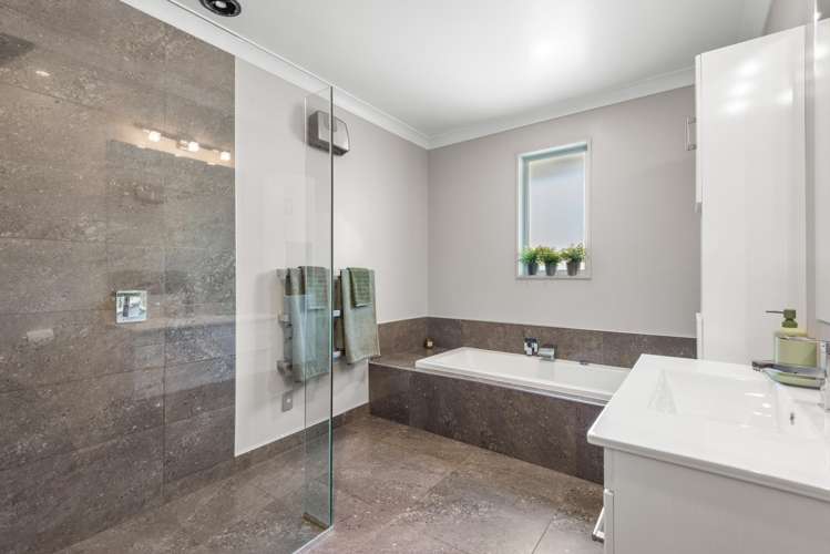 56 Glenholm Street Glenleith_26