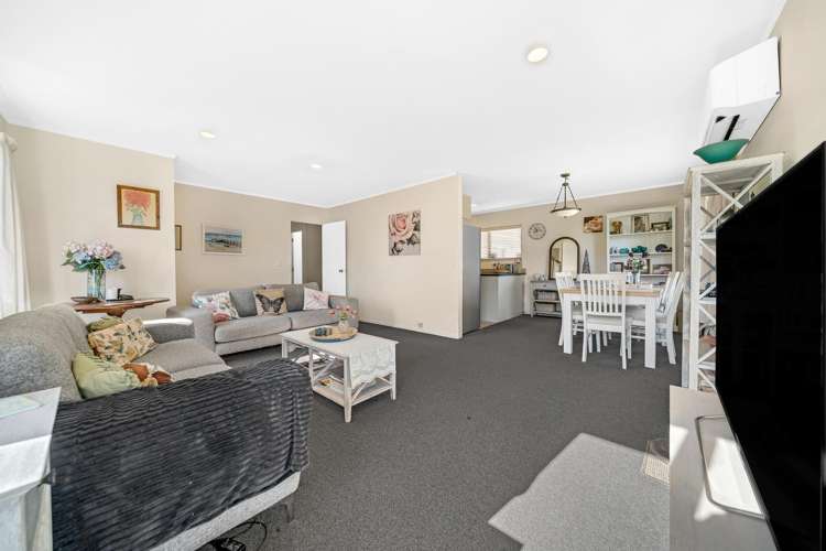 1/27 Lochend Place Highland Park_6