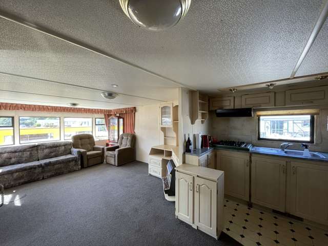 Cabin at/Site C-9, Rangiora Eco Holiday Park, 337 Lehmans Road Rangiora_4