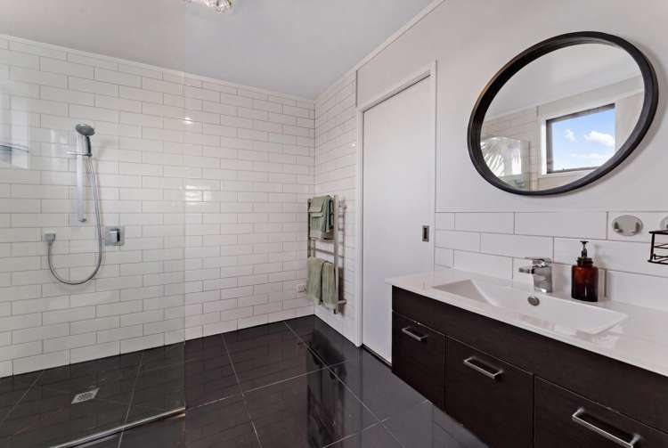 95 Ruawai Road Mount Wellington_13