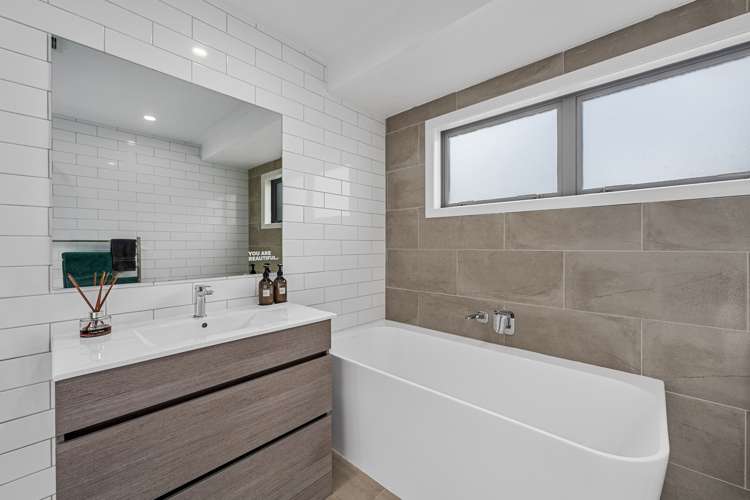 125 Riverside Road Orewa_16