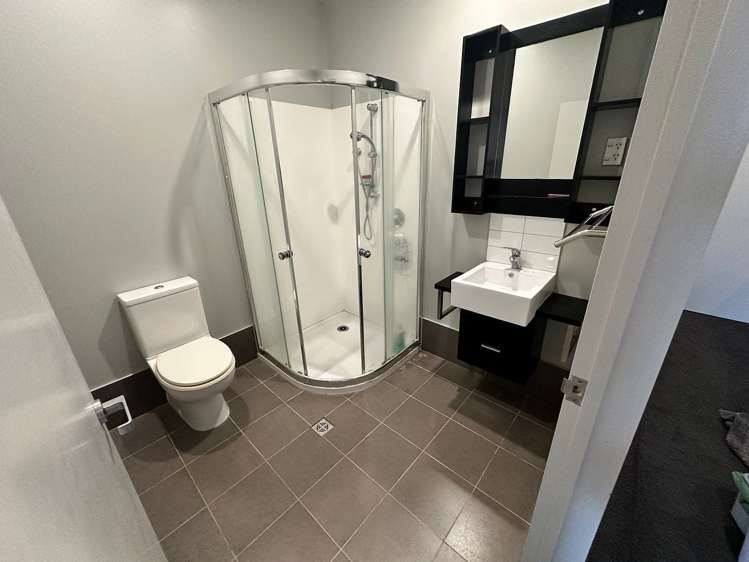 17/46 Carlos Drive Flat Bush_7