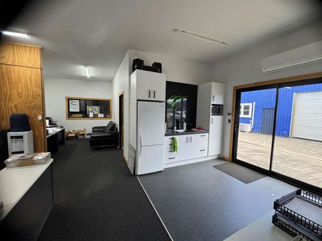 377 Broadway Stratford_4